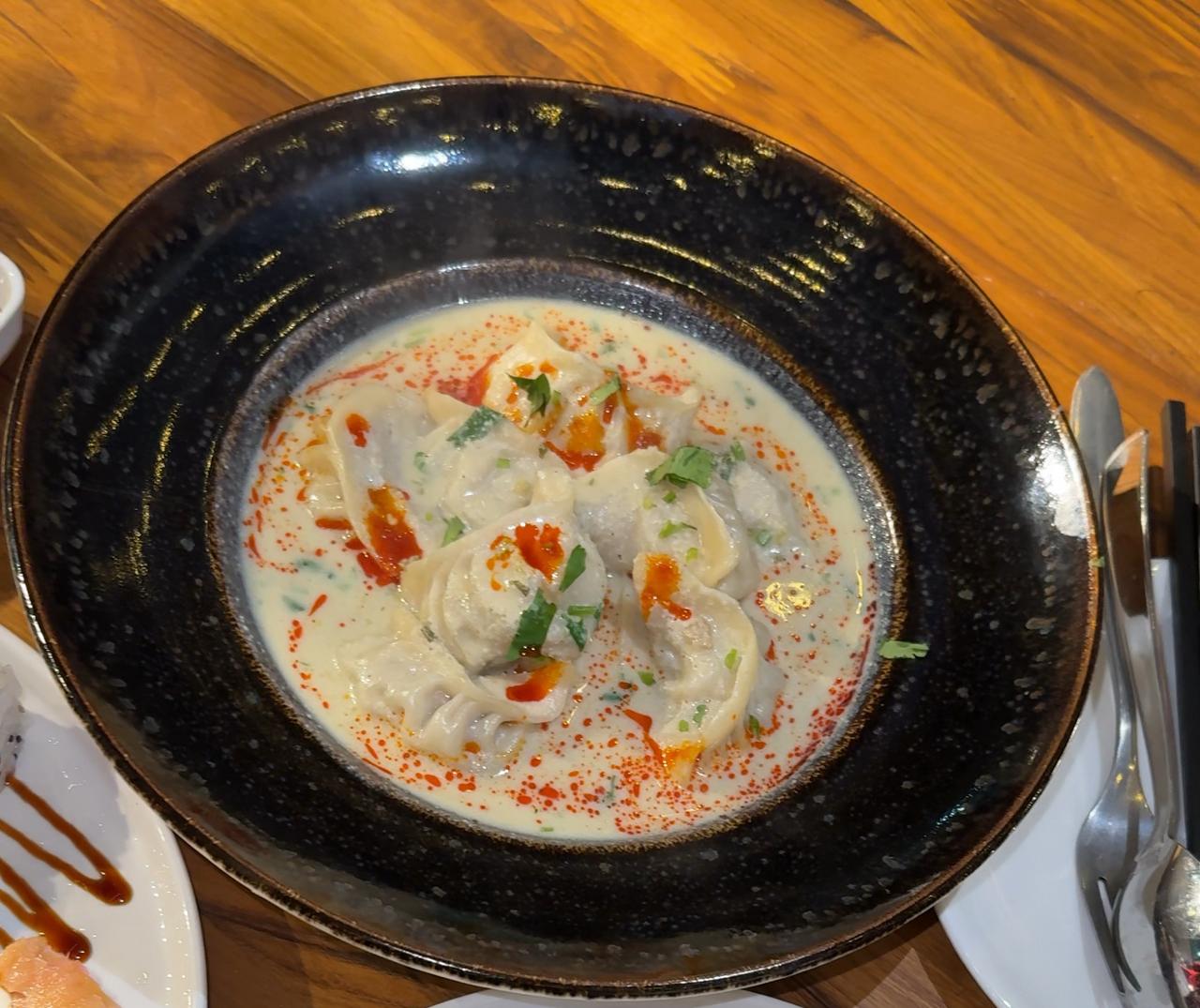 Jhol Momos